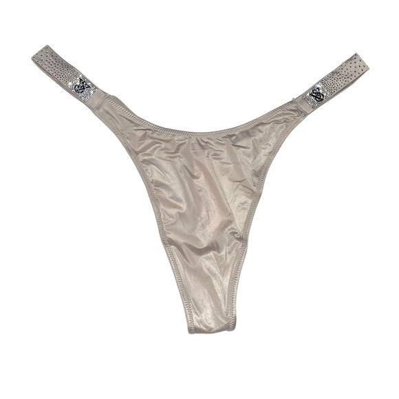 Victoria's Secret Scattered Shine Strap Smooth Thong Classic Sandstone Medium - Picture 1 of 4